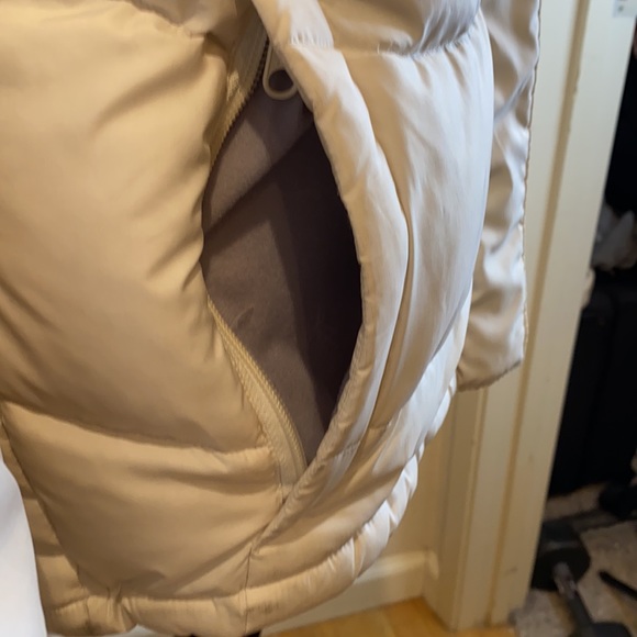 Columbia Cream Down & Feather Jacket Size: Small - Picture 6 of 15